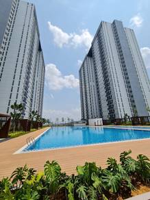 Condominium For Rent in Lakefront Homes @ Cyberjaya