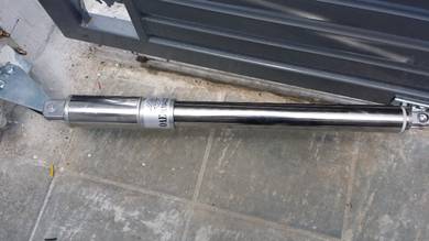 OAE Swing/Fold Gate Arm Type System Auto
