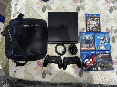 PlayStation PS4 Complete Set