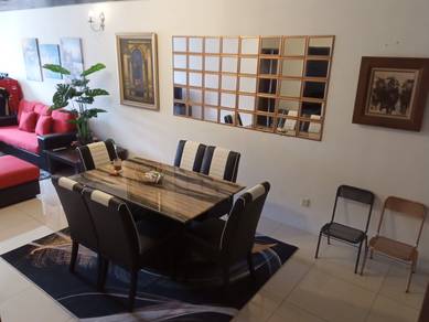 Dinning table 4 seater