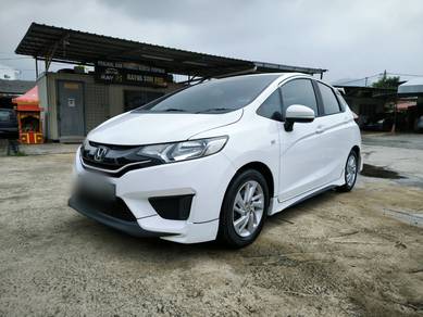 Honda Jazz E in Kepong, KUL