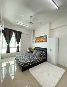 Condominium For Rent in Berjaya Condominium