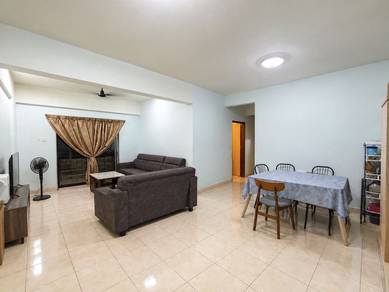 Apartment For Sale in Sri Wangi