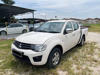 Mitsubishi Triton LITE in Jawi, PNG