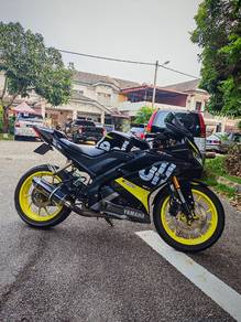 Yamaha R15
