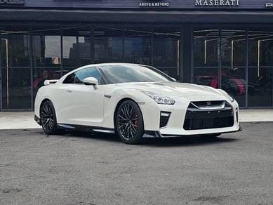 Nissan GTR BLACK EDITION in Taman Tun Dr Ismail, KUL