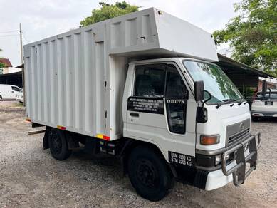 Daihatsu Delta V58 Kontina Box 10y Green engine