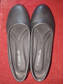 VION Comfort Black Flat Shoes Size 40