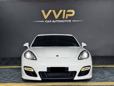 Porsche Panamera GTS in Cheras, SGR