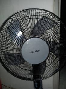 ELBA stand fan
