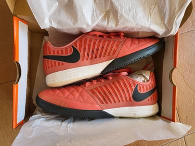 Nike Lunargato II Futsal Shoe (Apricot Colour)