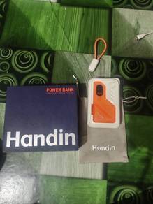 powerbank handin