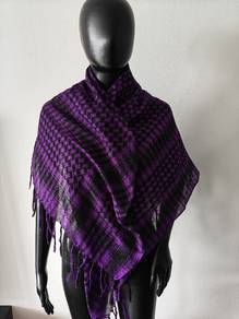 Unisex scarf purple colour
