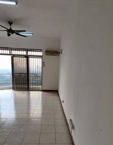 Condominium For Sale in Impian Heights
