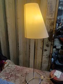 Simple Floor Lamp | Hotel Clearance | Working Perf