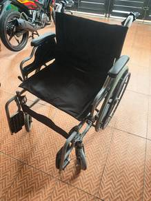 Wheel chair saiz besar
