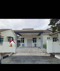 Semi-Detached House For Sale in Lunas,KDH