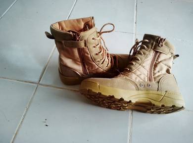 kasut new item