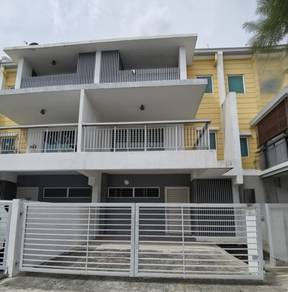 3-storey Terraced House For Sale in Kajang,SGR