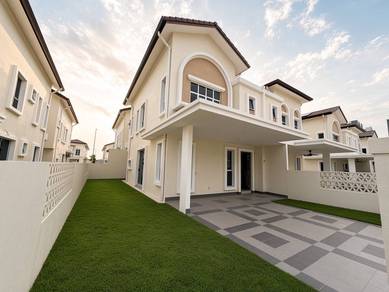 Semi-Detached House For Sale in Bangi,SGR