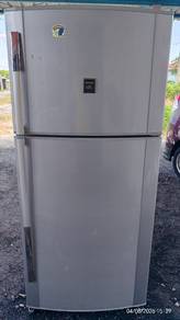 Refrigerator sharp 650L