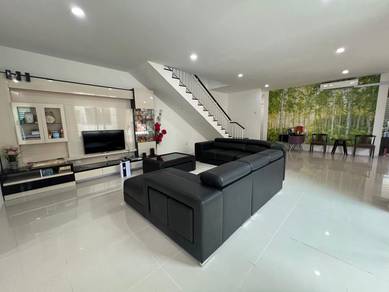 Semi-Detached House For Sale in Kuching,SWK