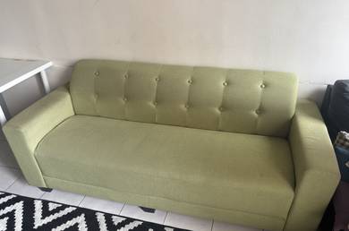 Sofa 3 Seater Warna Hijau – Masih Elok & Selesa