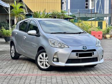 Toyota Prius c (HYBRID) in Old Klang Road, KUL