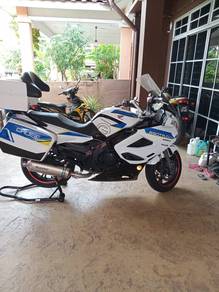 CFMOTO 650MT