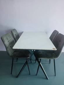 Meja makan marble 4 seater