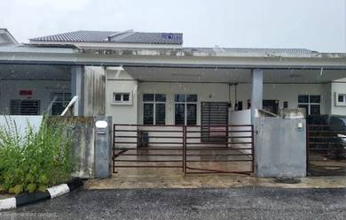 1-storey Terraced House For Sale in Lunas,KDH