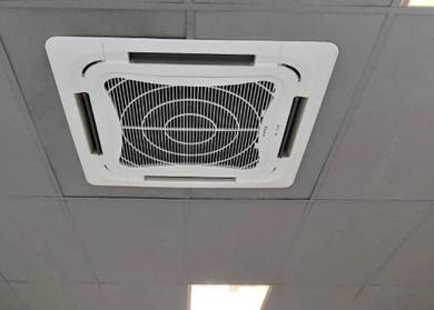 Daikin Ceiling Expose Aircond Good Condition J44