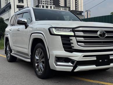 Toyota Land Cruiser ZX in Cheras, KUL