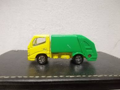 Tomica Toyota Dyna RefuseTruck