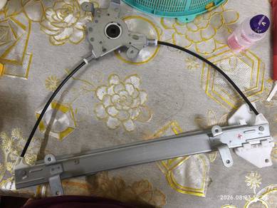 Proton Persona Bracket Tingkap Kanan Belakang