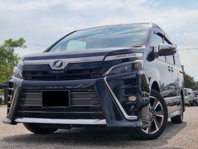 Toyota Voxy ZS KIRAMEKI in Sungai Besi, KUL