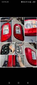 lampu belakang axia