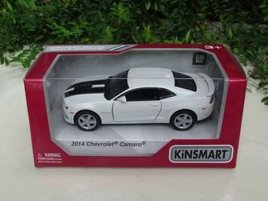 Kinsmart (12cm) 2014 Chevrolet Camaro White Car