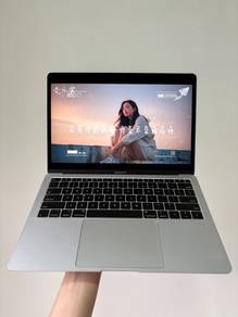 Macbook Air 13” 2019 256GB | Excellent Slim Laptop