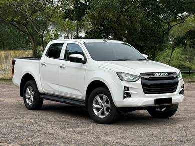 Isuzu D-Max STANDARD AT in Johor Bahru, JHR