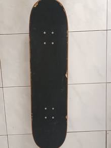 skate board 