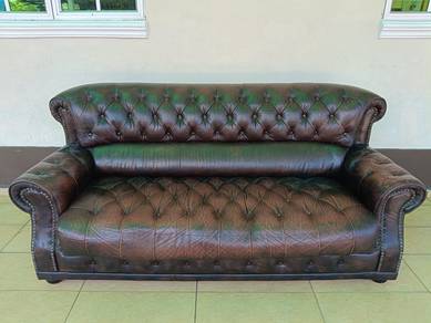 Rochester Chesterfield leather sofa
