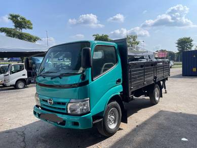 Hino Stainless Steel Cargo