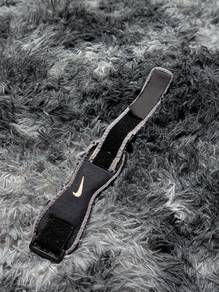 Nike patella strap knee support