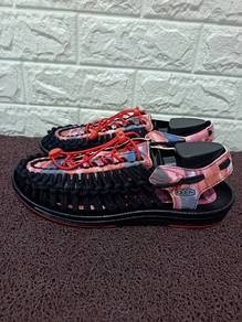 uk9 KEEN UNEEK Classic