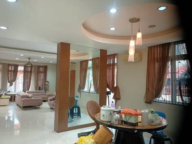 Semi-Detached House For Rent in Ampang,KUL