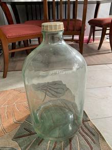 botol kaca besar
