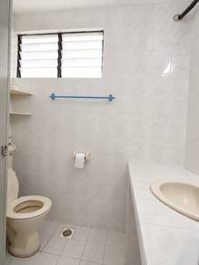 Condominium For Sale in Pearl Garden