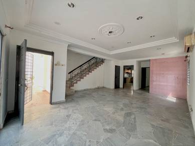 Bungalow House For Sale in Rawang,SGR