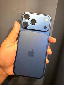 iPhone 17 pro max 256gb deep blue
